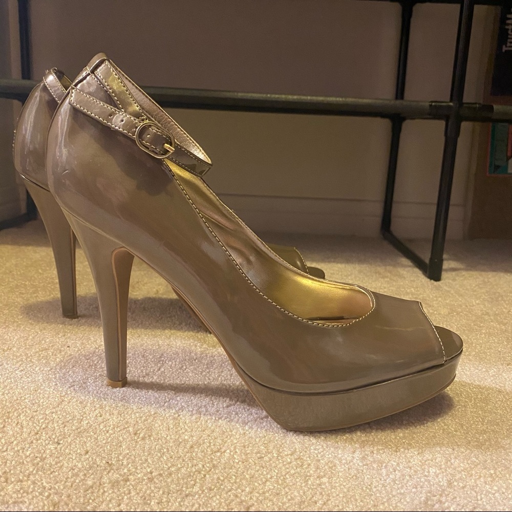 Steve Madden Heels Women’s Size 10